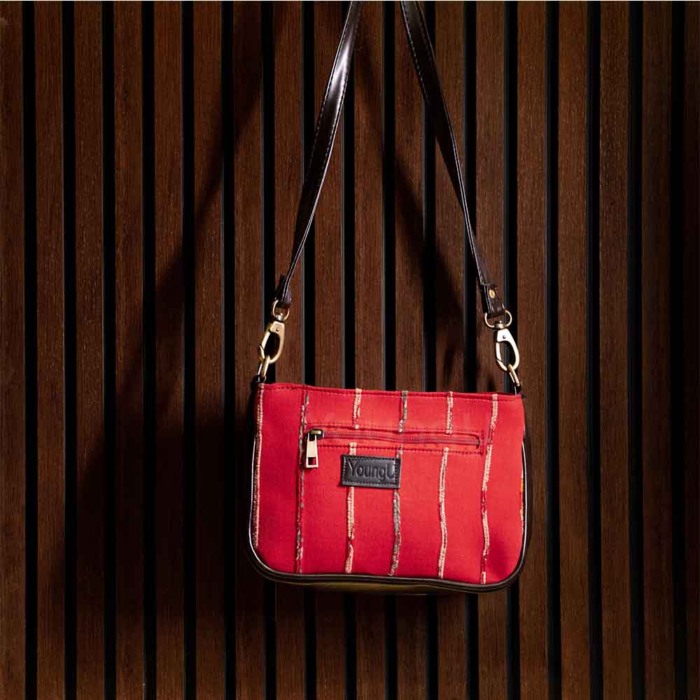 Magnifique Women's Hand/Sling/Side Bag/purse Polyurethane Western (Red)
